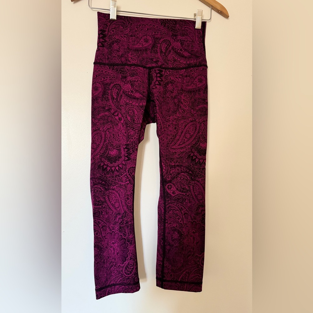 Lululemon leggings size 6